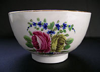 CAUGHLEY PORCELAIN FINE TEABOWL PROBABLY CHAMBERLAIN WORCESTER DECORATED, COUNTRY FLOWERS PATTERN C.1780-85
