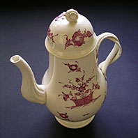 Antique pottery: A rare Derby Melbourne pottery creamw are coffee pot and cover with superb characteristic puple monochrome decoration C.1770 top view thumbnail link