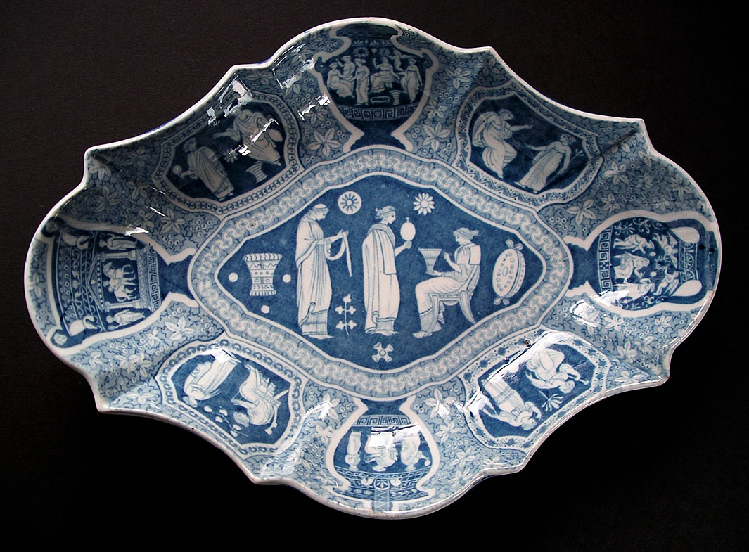 Antiqueszone for sale: AN UNUSUAL SHAPED SPODE STAFFORDSHIRE BLUE AND WHITE GREEK PATTERN PEARLWARE POTTERY DISH C.1805-25